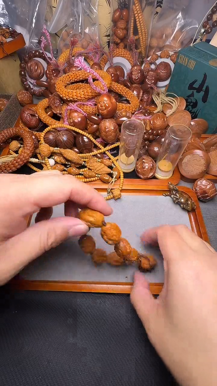 手串橄榄核龙财一条