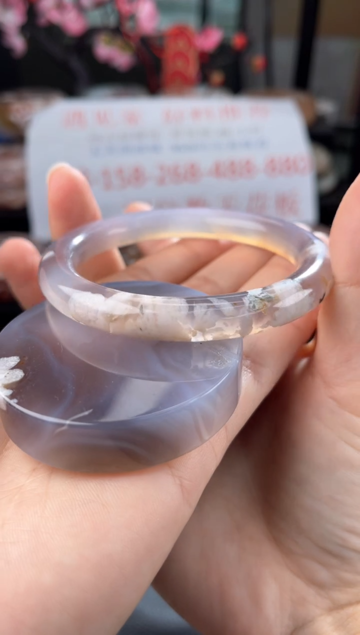 【闪购商品】石英质玉手镯未镶嵌60