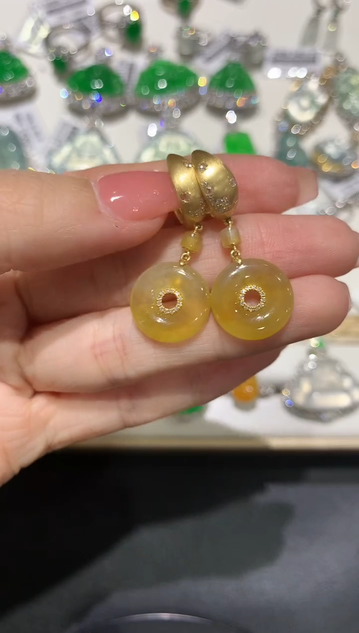 【闪购商品】翡翠吊坠(不含链)18K金镶嵌团购1