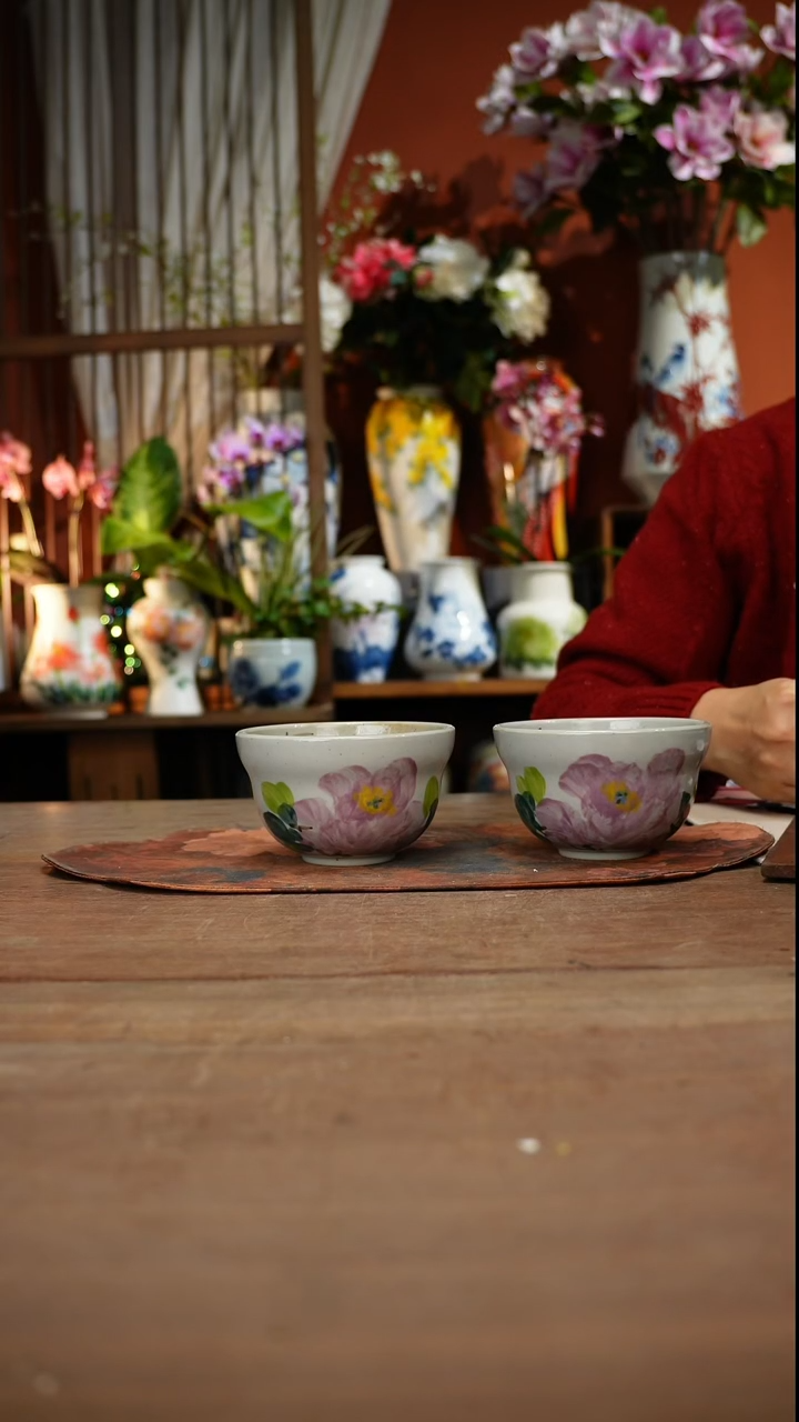 当代高温釉下彩手绘陶瓷餐具