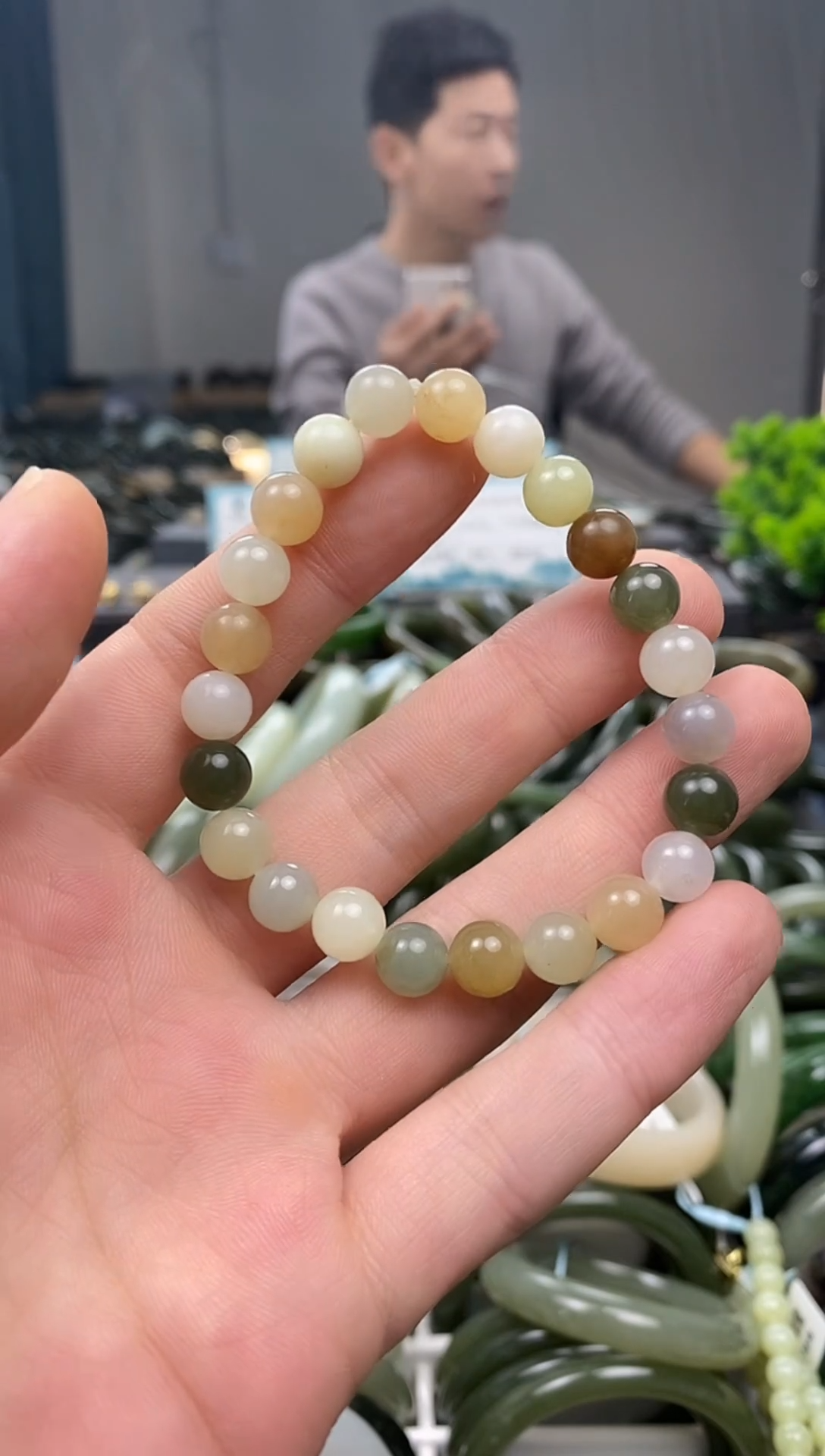 未镶嵌手镯和田玉8mm