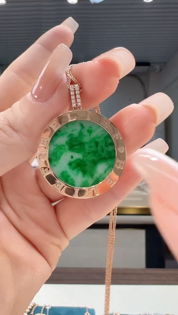 【闪购商品】翡翠吊坠(不含链)18K金镶嵌翡翠大饼吊坠