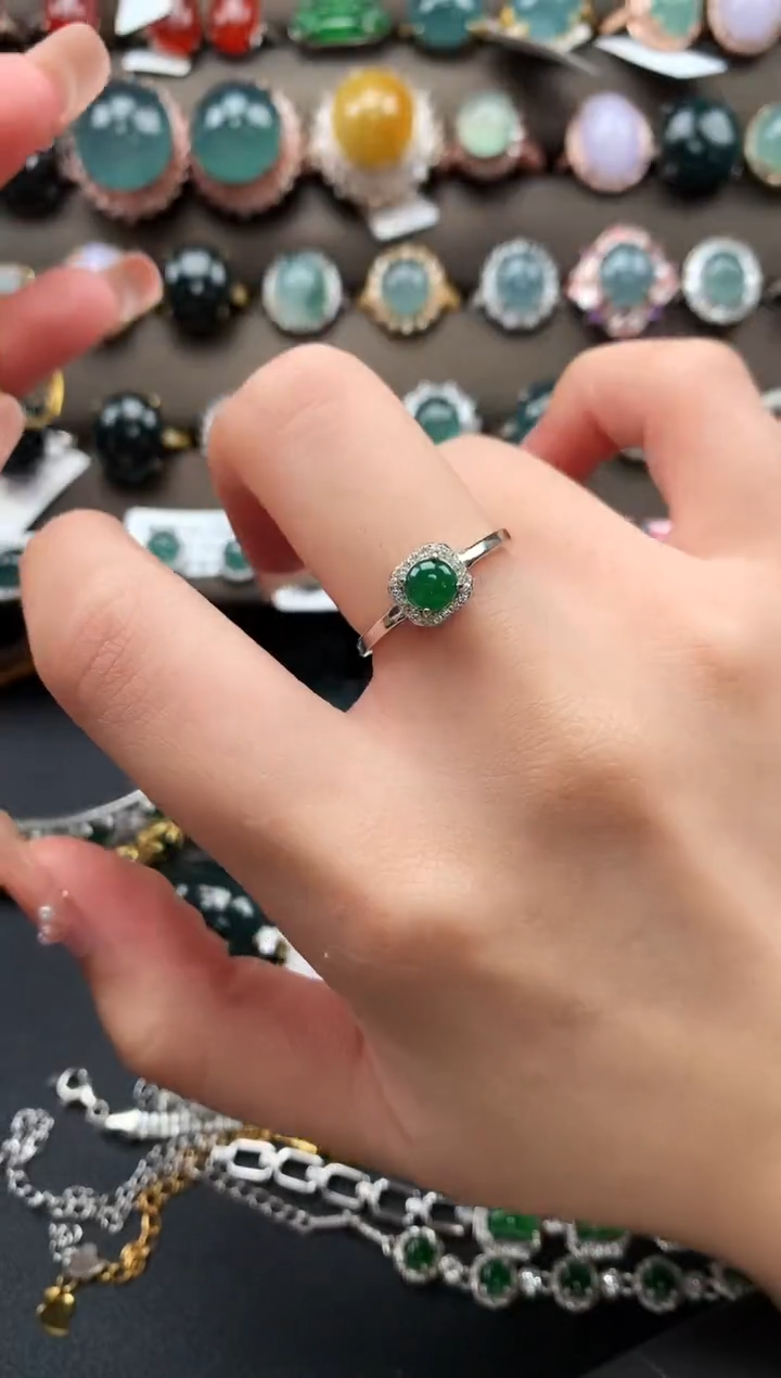 【闪购商品】翡翠戒指银S925镶嵌52141