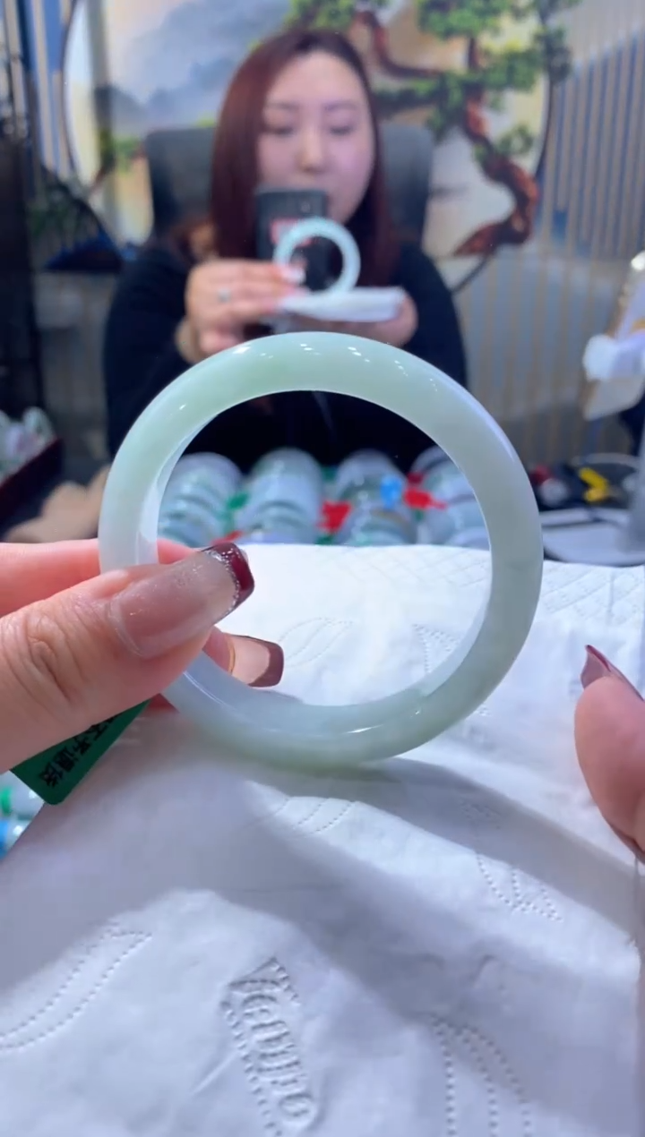 【闪购商品】翡翠手镯未镶嵌00007161