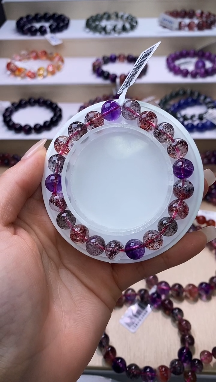 【闪购商品】水晶手链未镶嵌黑加仑超七9m+