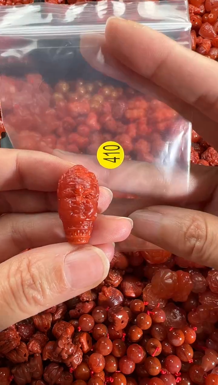 【闪购商品】南红玛瑙颈饰未镶嵌1