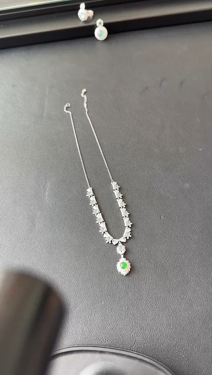 【闪购商品】翡翠项链银S925镶嵌项链