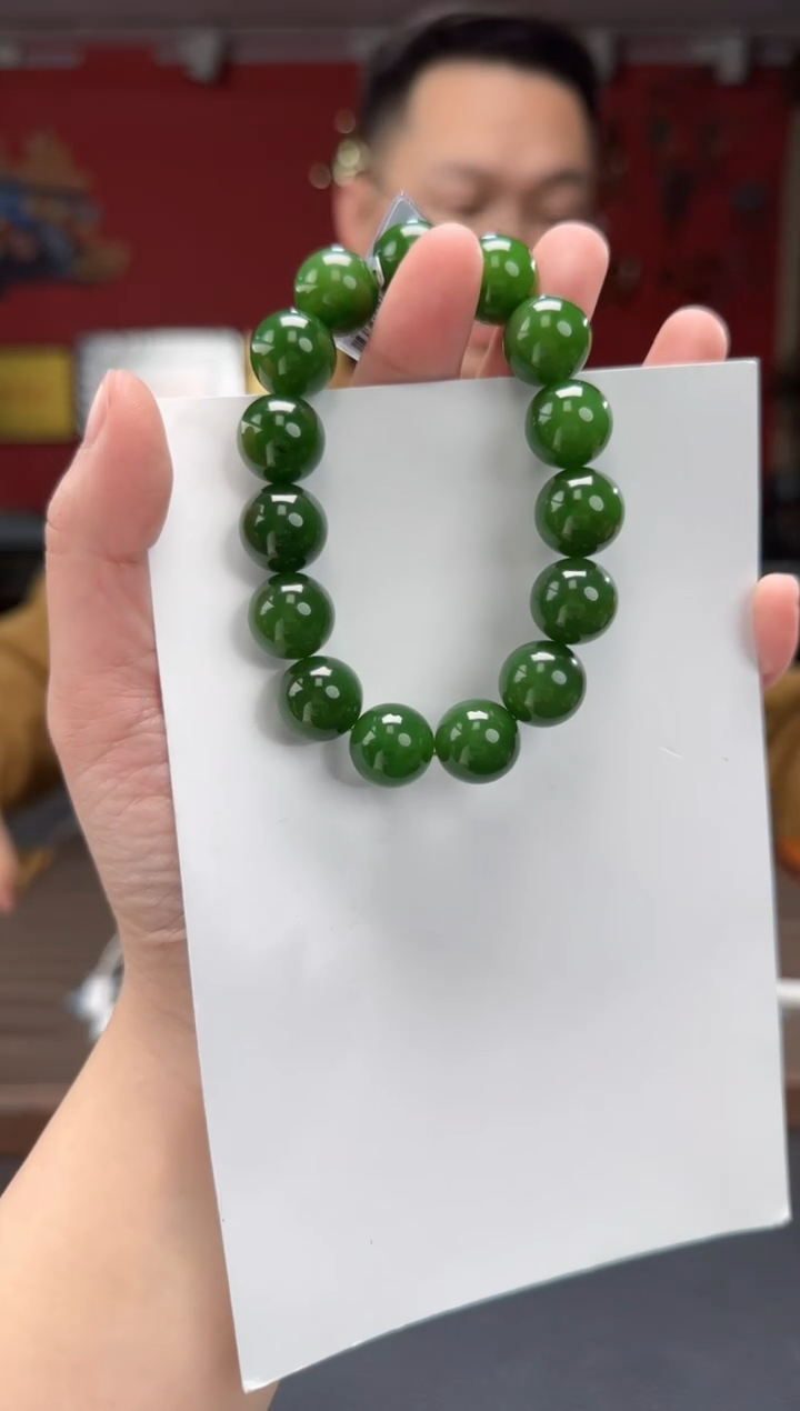 【闪购商品】和田玉手串未镶嵌碧玉菠菜绿单圈手串