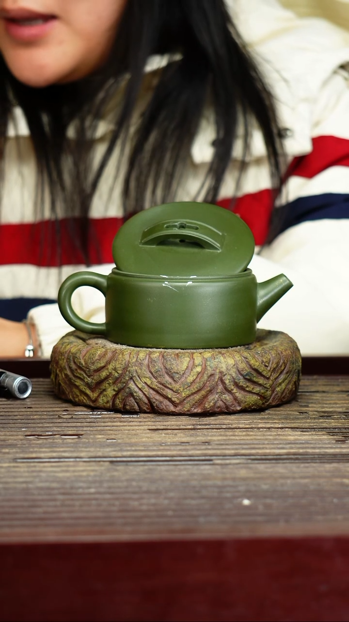 宜兴原矿紫砂壶茶壶宜兴原矿紫砂壶茶壶180C