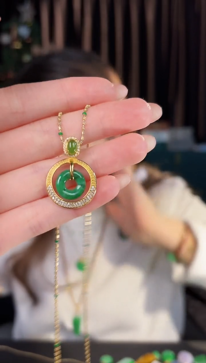 【闪购商品】翡翠吊坠(不含链)未镶嵌 缅料A货/支持复检/一件