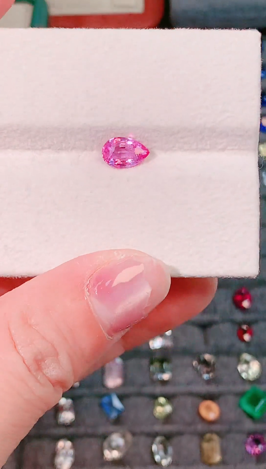 裸石蓝宝石天然粉蓝宝石有矿体1.23ct