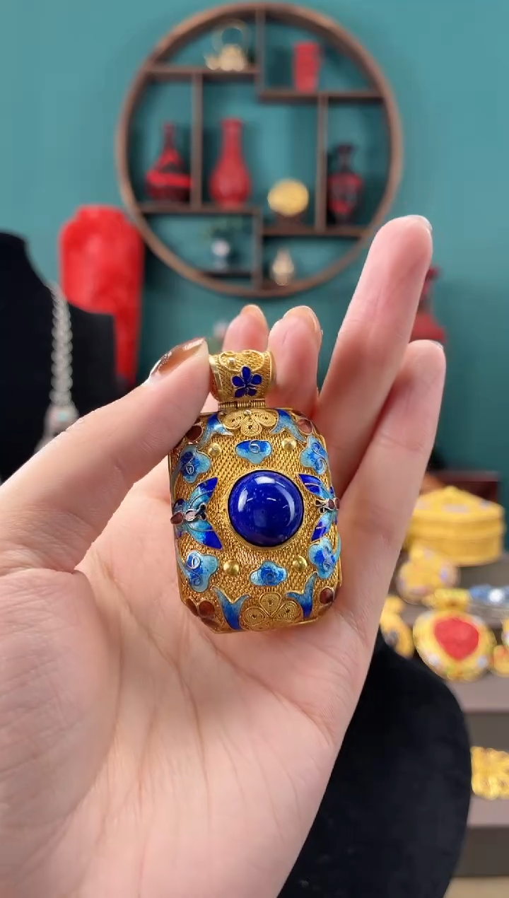 非遗手工花丝镶嵌吊坠