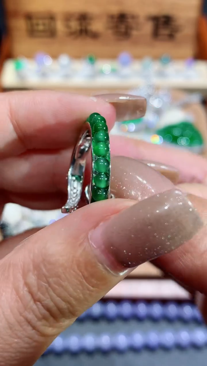 【闪购商品】翡翠银S925镶嵌戒指多人多样性随机发货1件