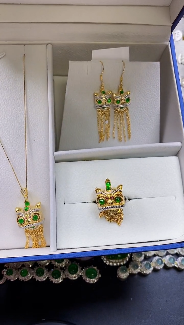 【闪购商品】翡翠颈饰银S925镶嵌0380