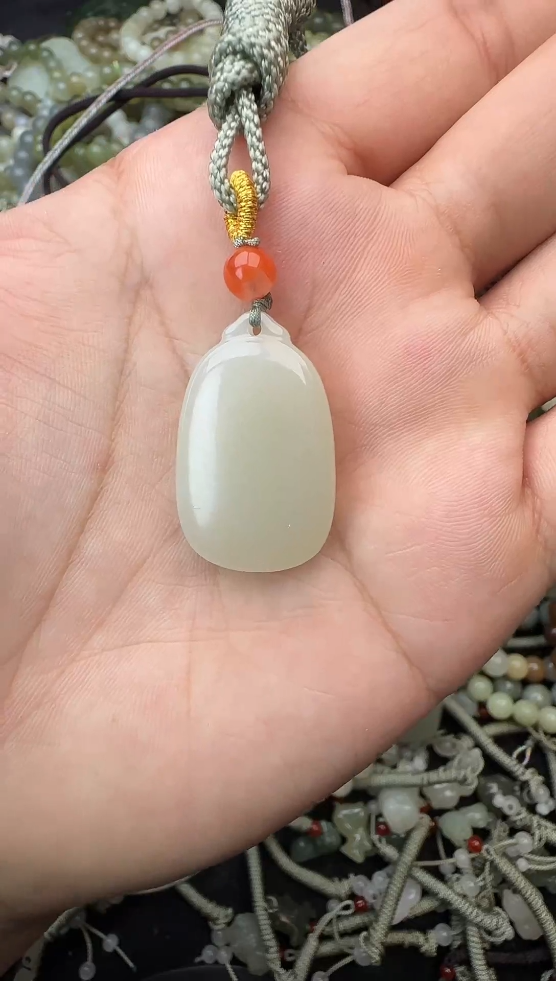 颈饰未镶嵌和田玉拍一发一