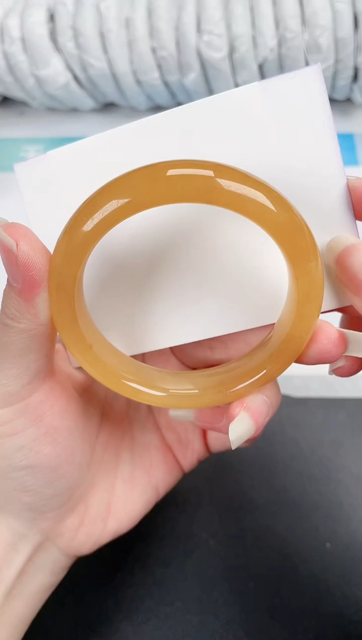 石英质玉手镯未镶嵌135-58