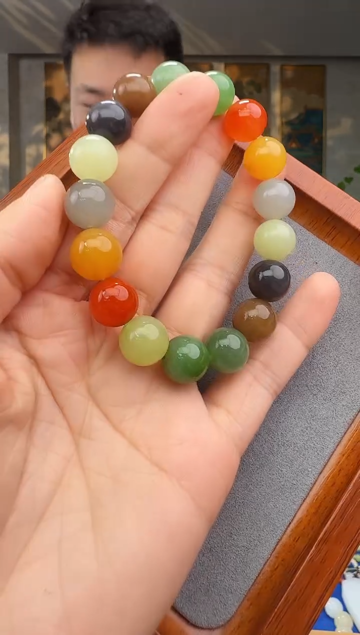 未镶嵌和田玉挂件拍一发一