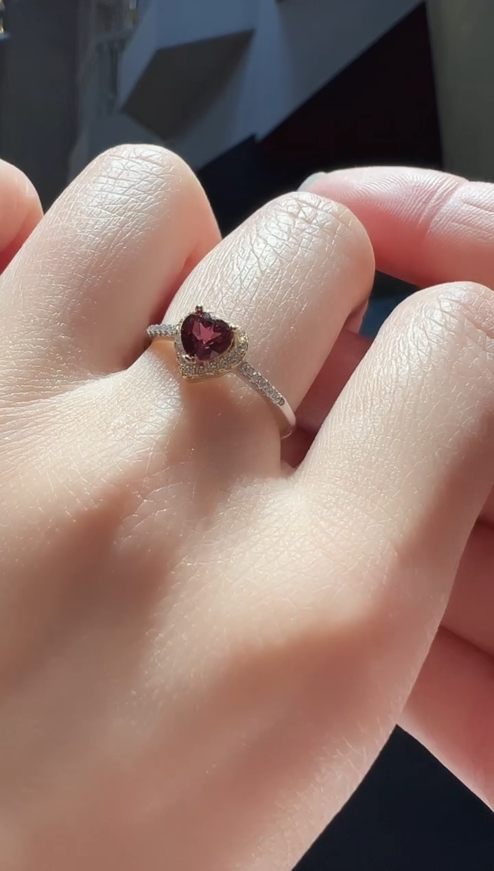 【闪购商品】石榴石戒指银S925镶嵌7】多样性发其一