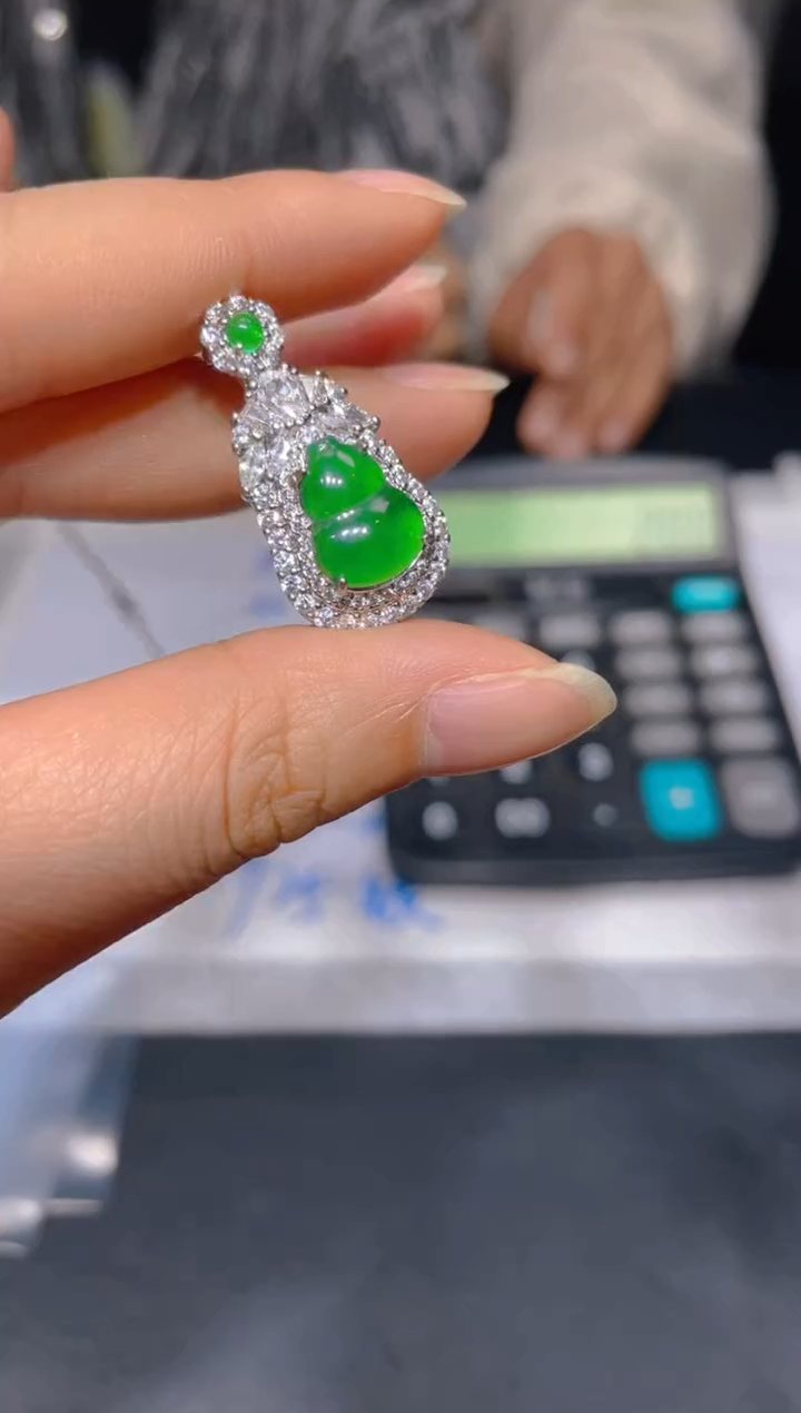 【闪购商品】定制翡翠未镶嵌58定制翡翠多样性发其一