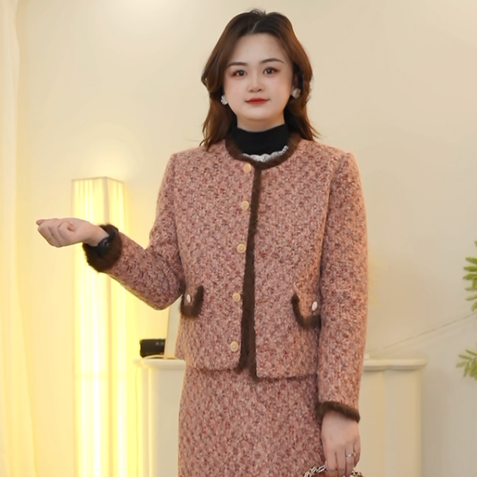 {浪漫花海可拆卸羽绒}法式千金风时尚短外套冬季厚款设计师小香风