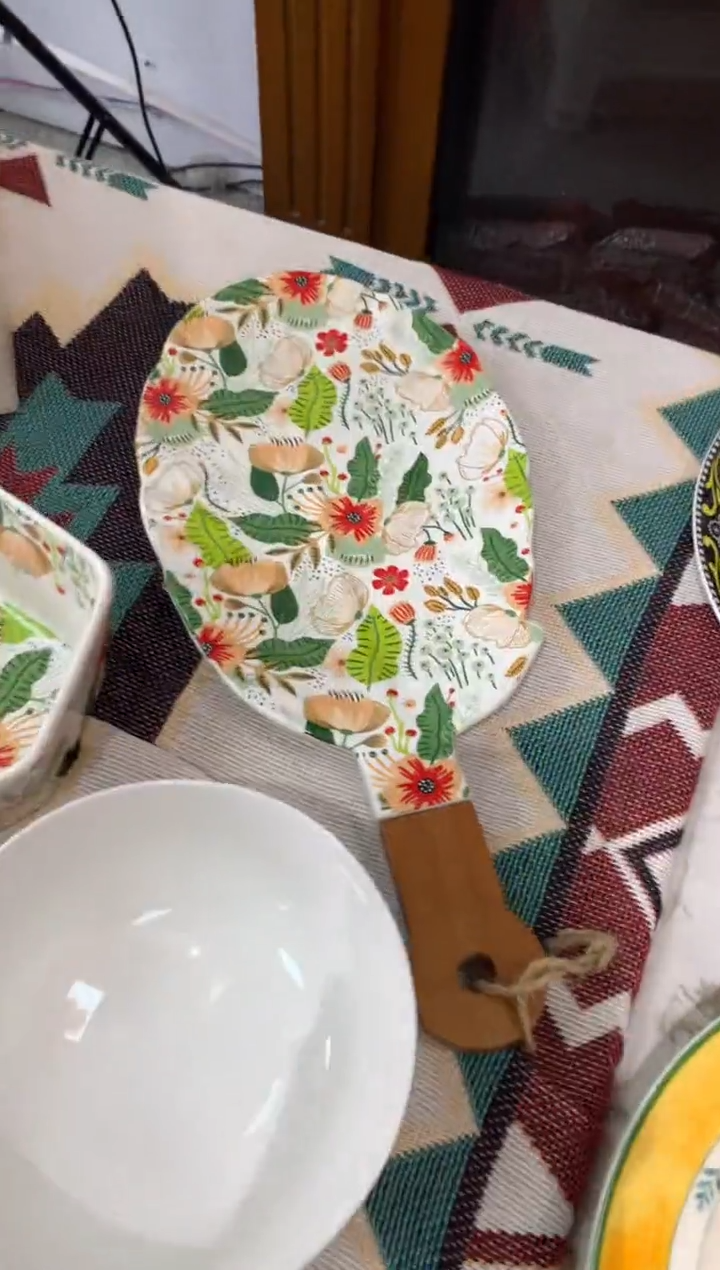 【闪购商品】瓷片陶瓷原单CC033餐具1个