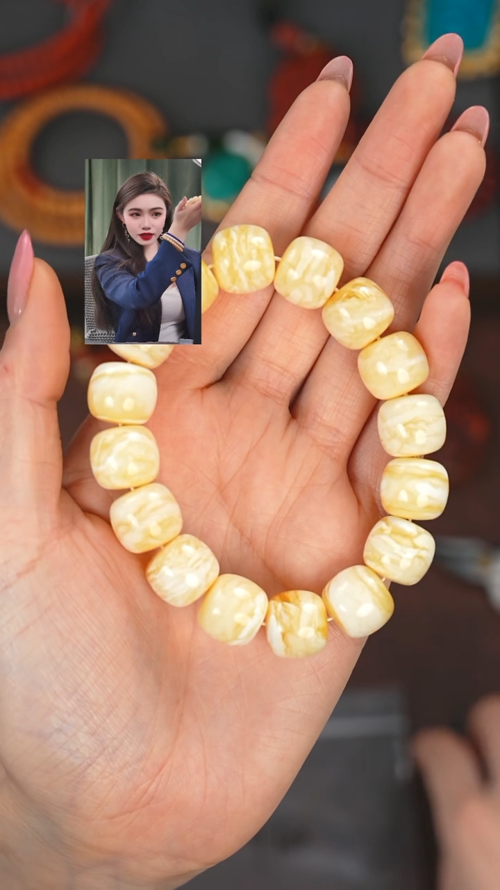 【闪购商品】蜜蜡手串未镶嵌111111111