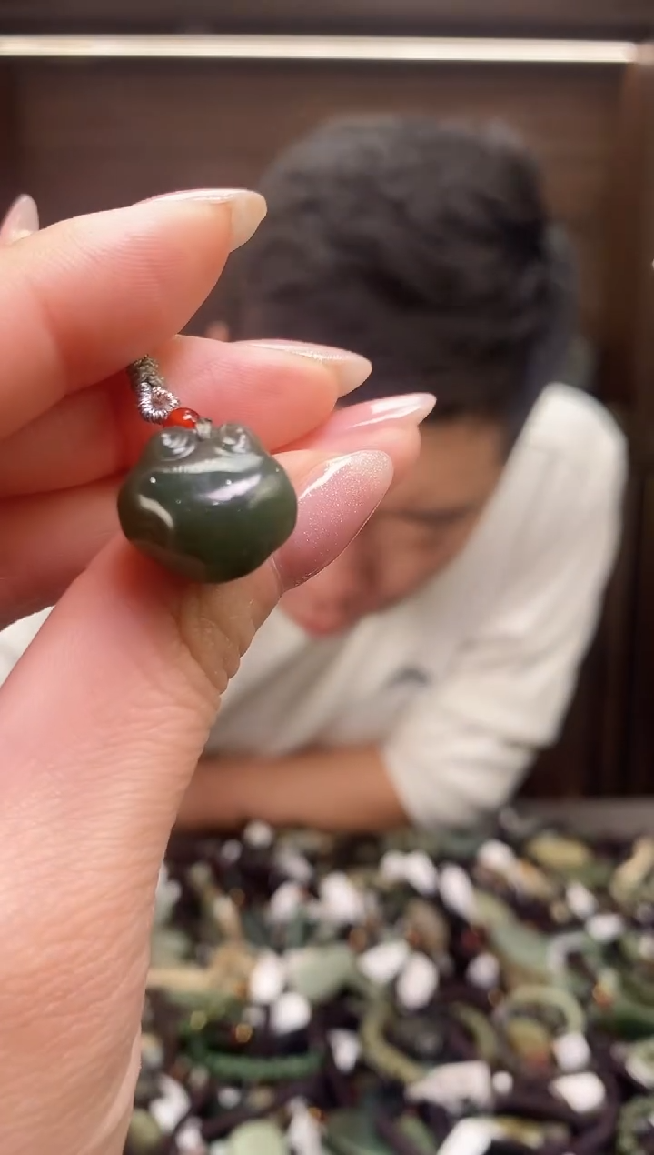 【闪购商品】和田玉颈饰未镶嵌多样性发货，拍一发一