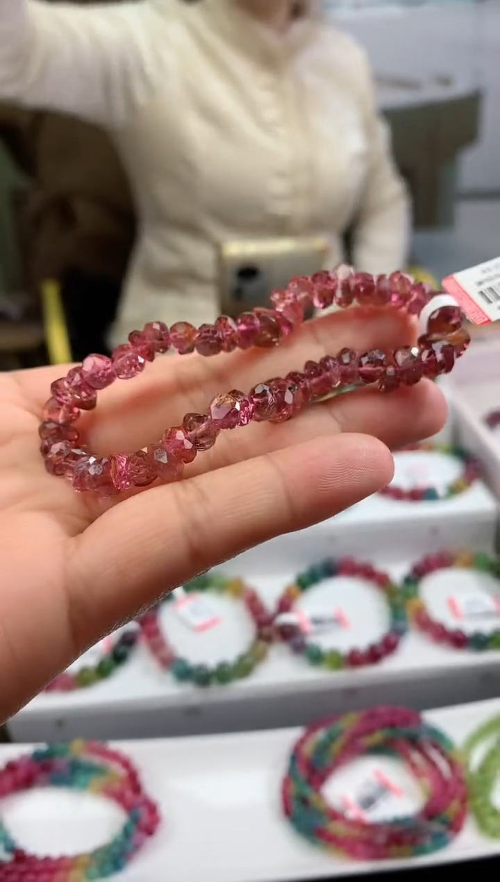 【闪购商品】碧玺手串未镶嵌多样性发一条