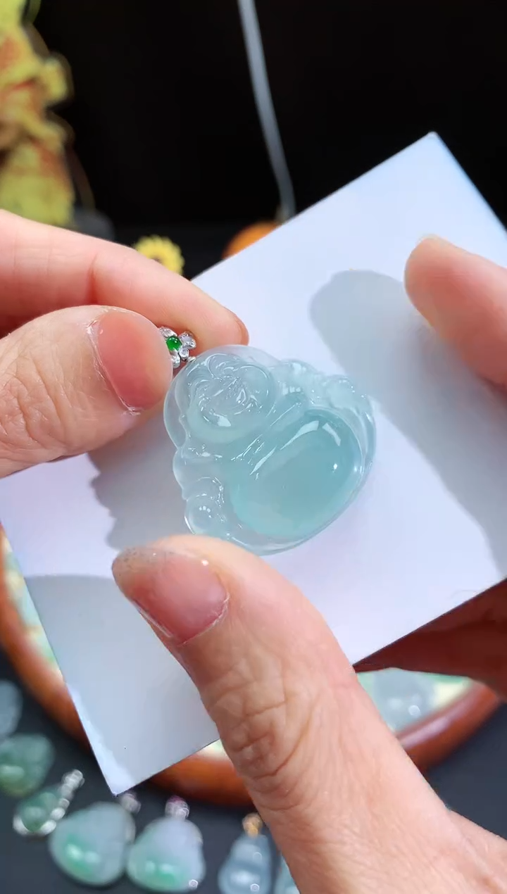 【闪购商品】翡翠颈饰未镶嵌佛公