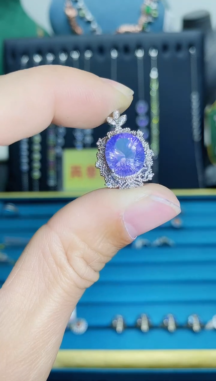 【闪购商品】水晶吊坠(不含链)银S925镶嵌11211