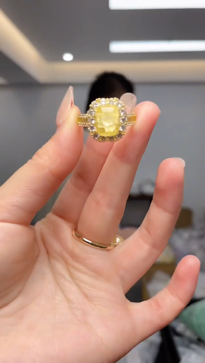 【闪购商品】蜜蜡裸石未镶嵌（多样性单个发货）