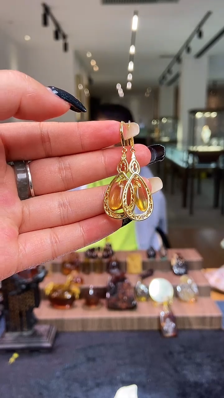 琥珀颈饰未镶嵌缅甸琥珀耳坠