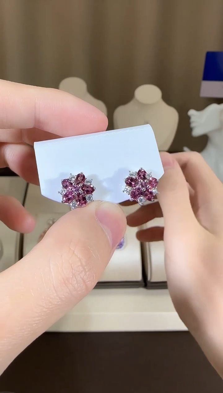 【闪购商品】石榴石耳饰银S925镶嵌10mm耳钉