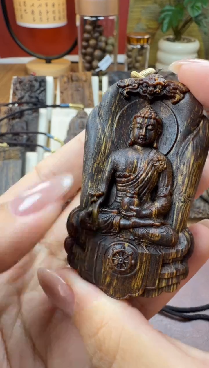 木木雕款 芽庄  药师佛 7cm 送养香瓶