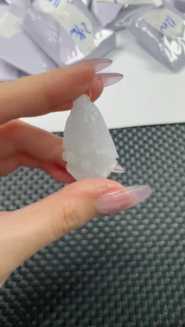 颈饰未镶嵌翡翠基地发货H4098