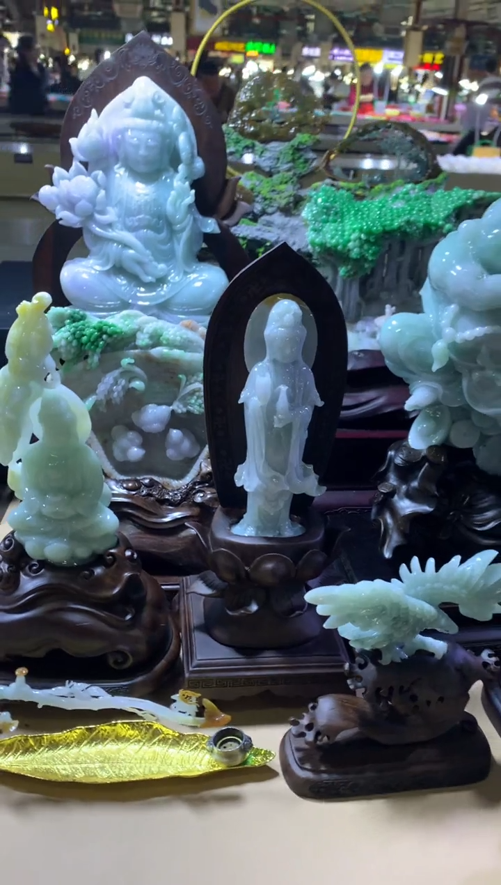 【闪购商品】翡翠摆件未镶嵌翡翠摆件