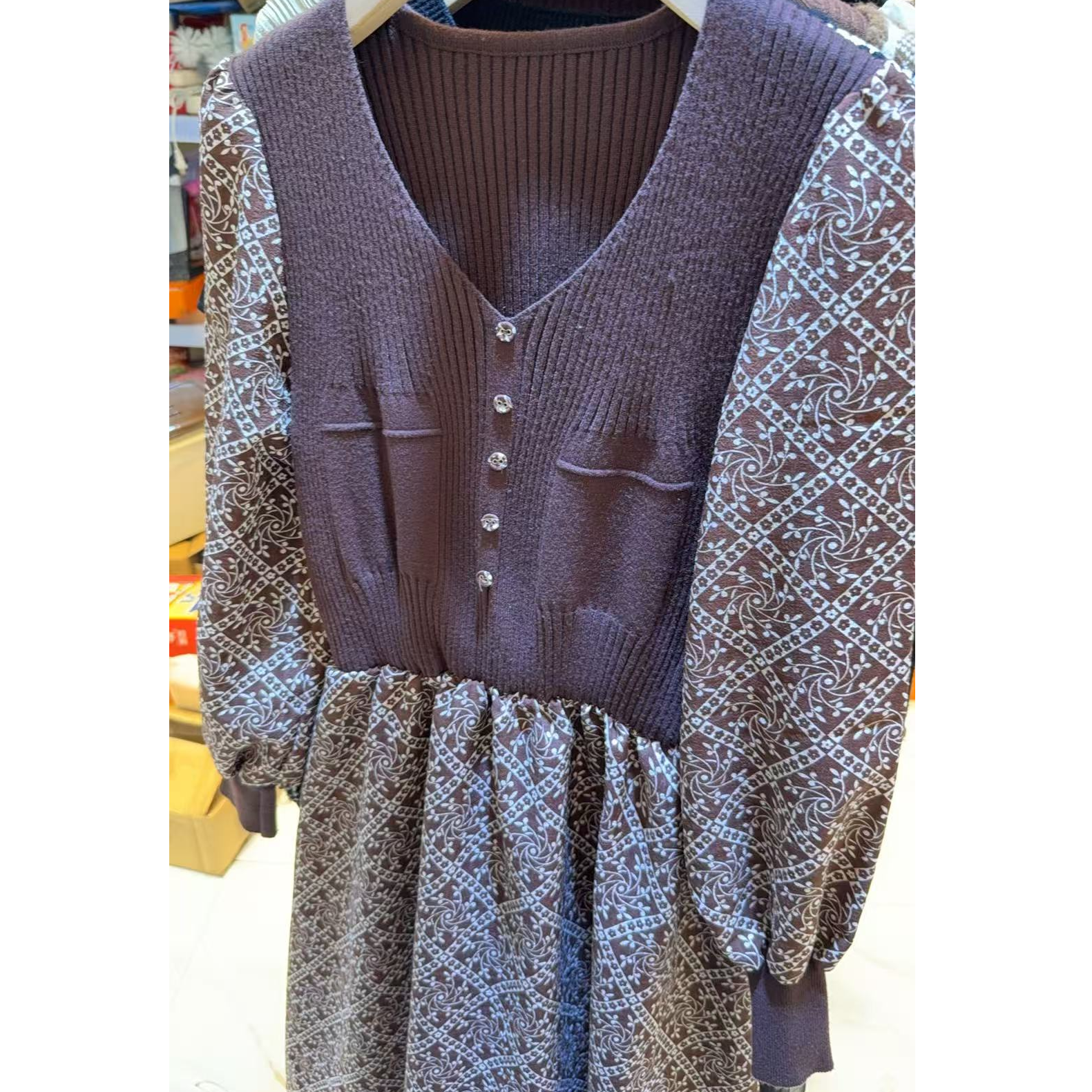 K568秋冬碎花简约通勤女装秋季裙子灯笼袖连衣裙拼接春秋