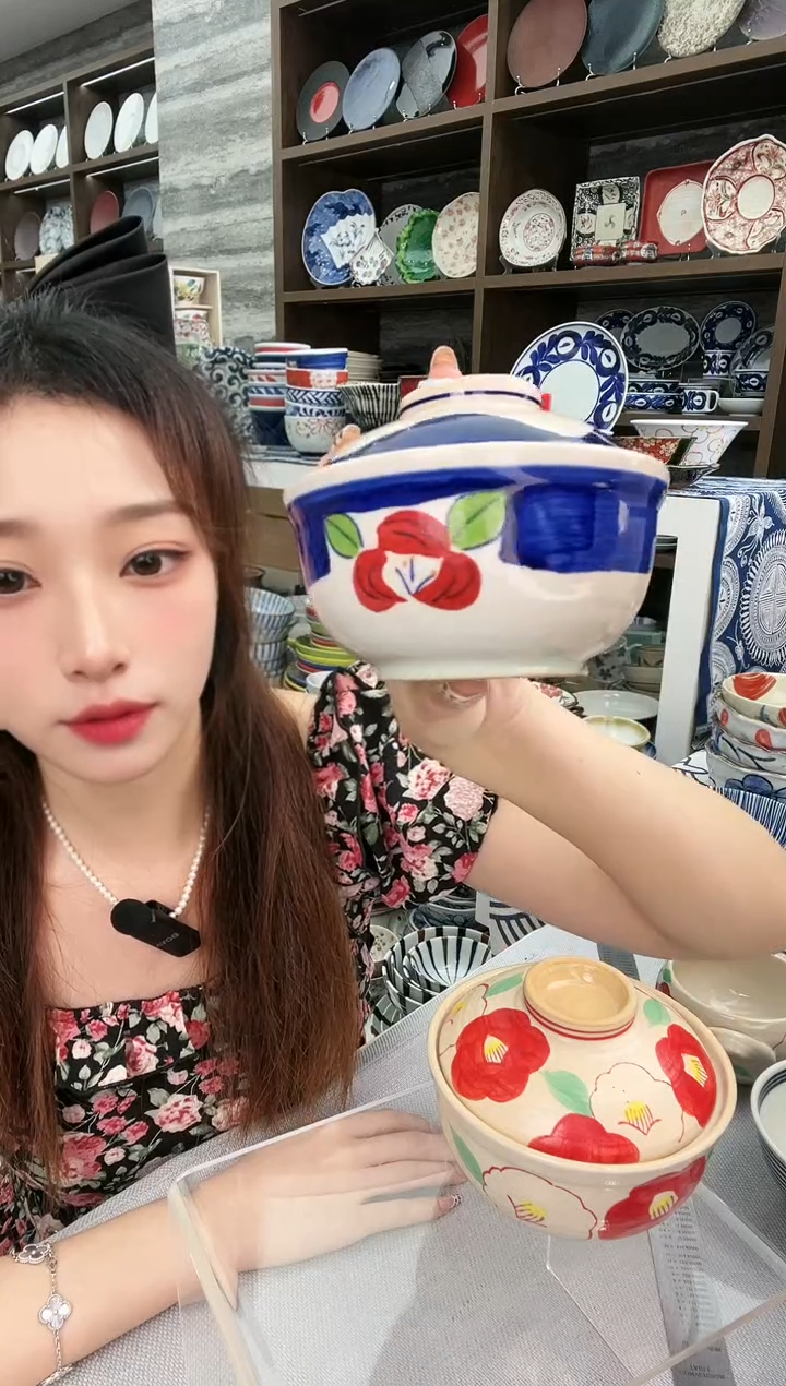 陶濑户烧手绘小花盖碗-蓝花