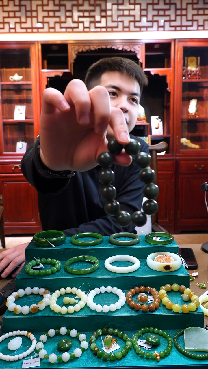未镶嵌手串和田玉青玉手串卡18