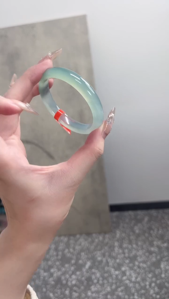 【闪购商品】玛瑙/玉髓手镯未镶嵌53圈 需要包容