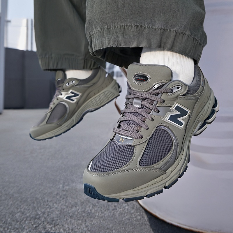 【跑者美学】New Balance男鞋女鞋老爹鞋2002R秋季新款缓震运动鞋