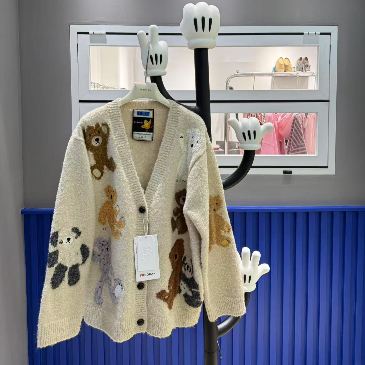 4581南油 BOHAN秀秀家立体小熊字母毛衣