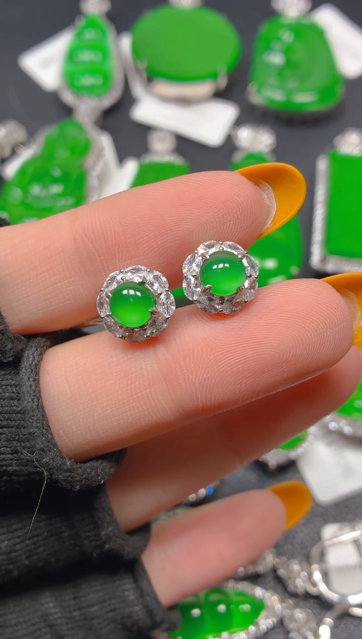 银S925镶嵌翡翠耳饰1