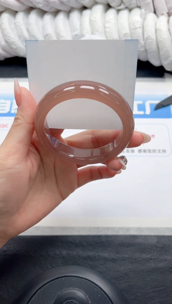 【闪购商品】石英质玉手镯未镶嵌48-57.7