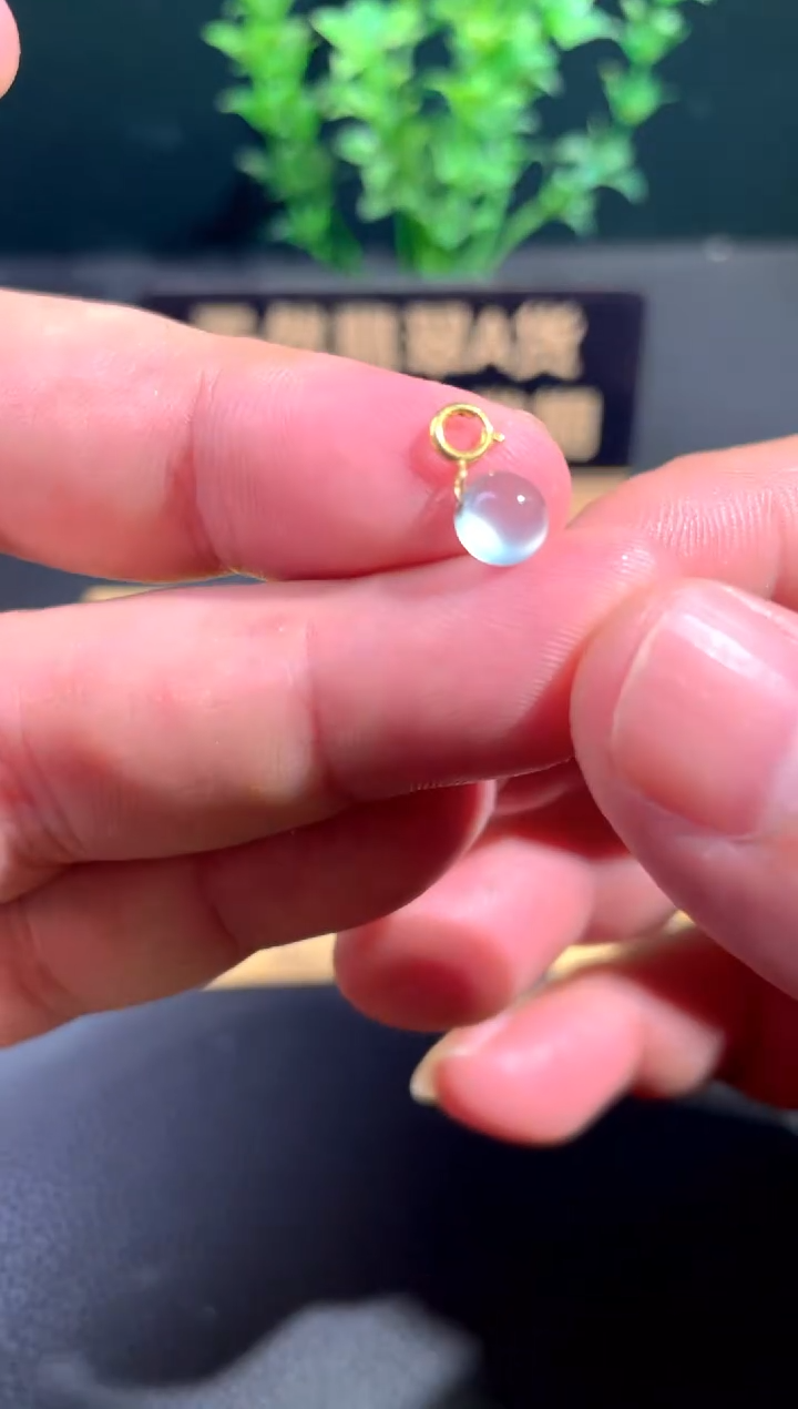 颈饰18K金镶嵌翡翠翡翠