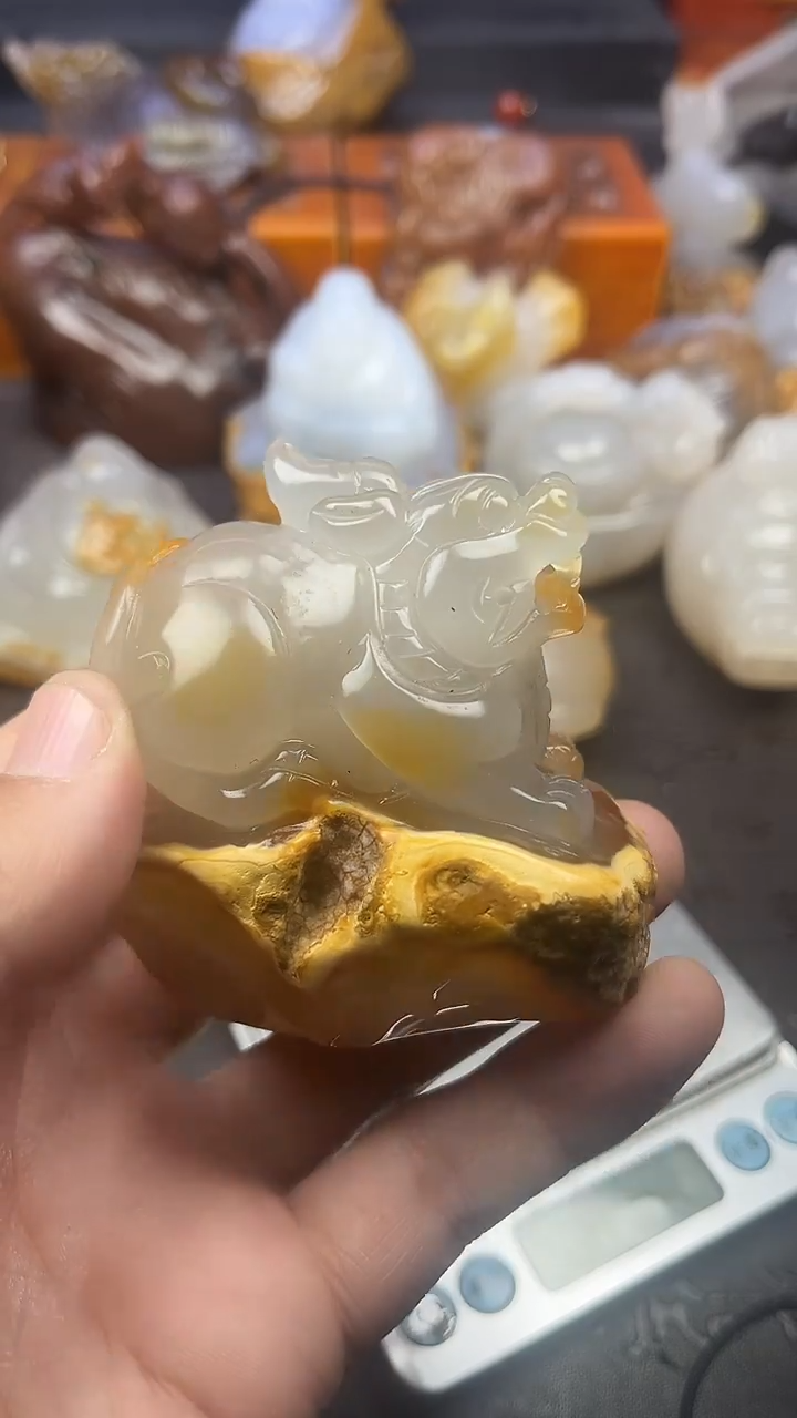 【闪购商品】玛瑙/玉髓摆件未镶嵌1