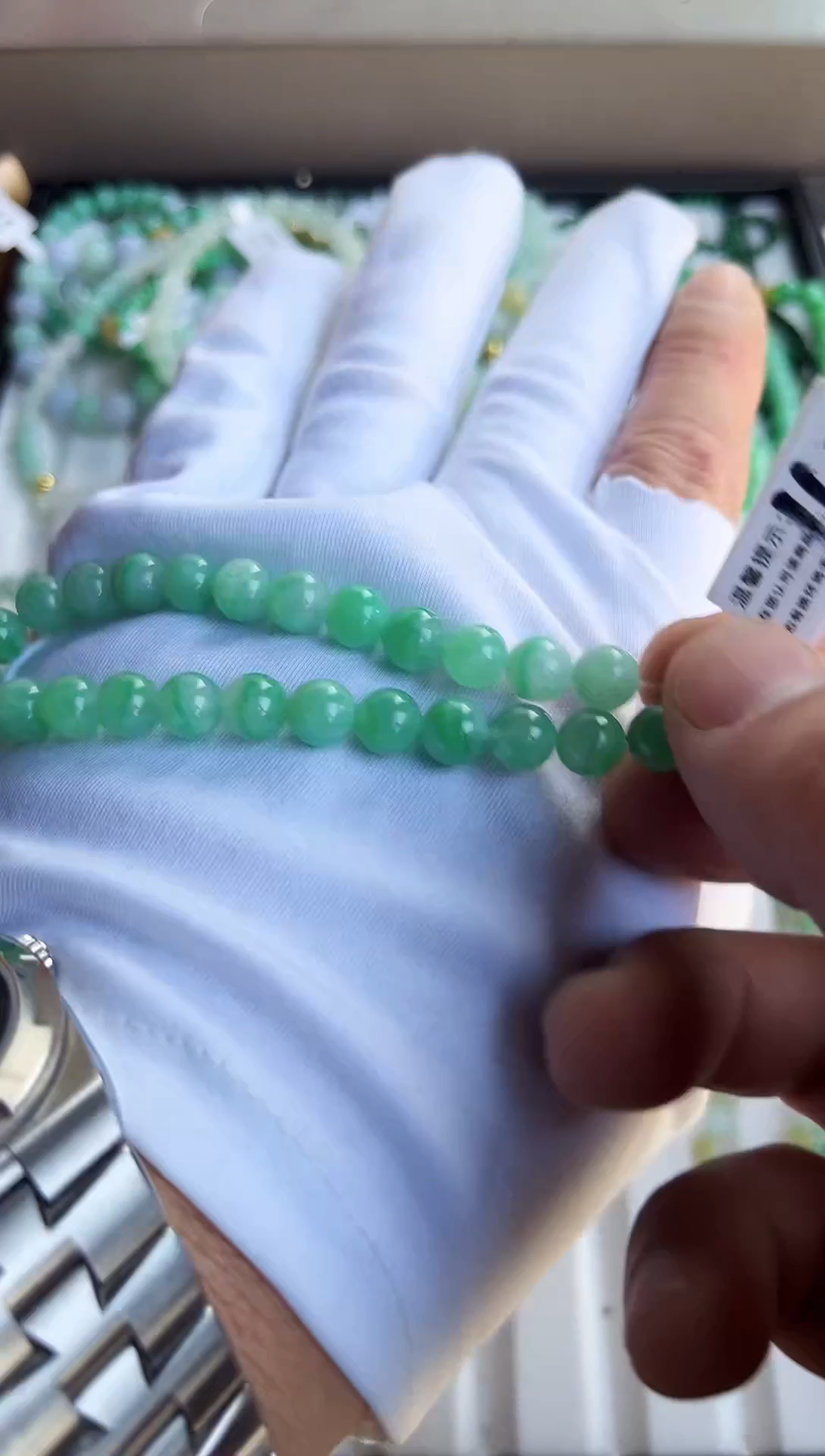 散珠翡翠小**呀翡翠手串 