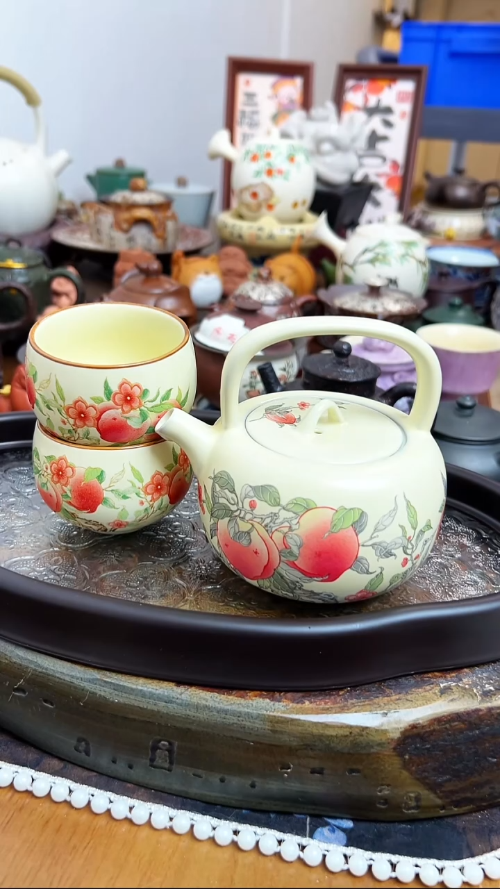   【茶瓷物语】壶子配2杯、茶盘