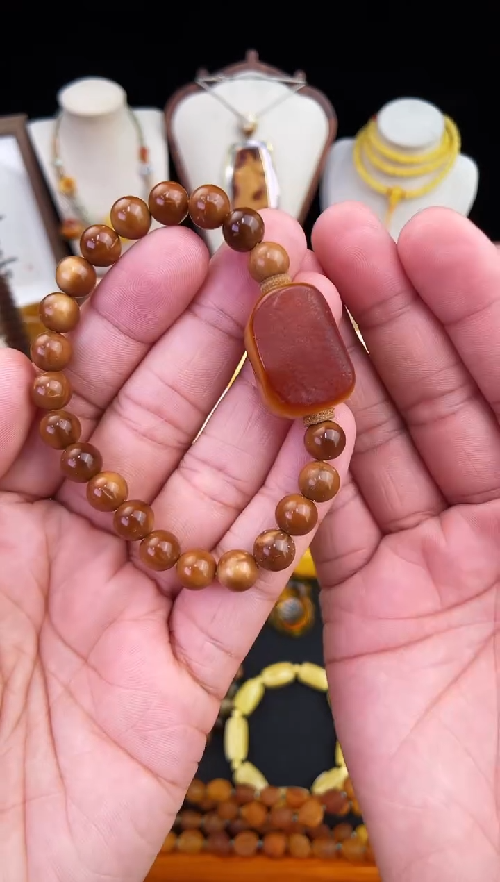 琥珀未镶嵌珠宝奇石柒月