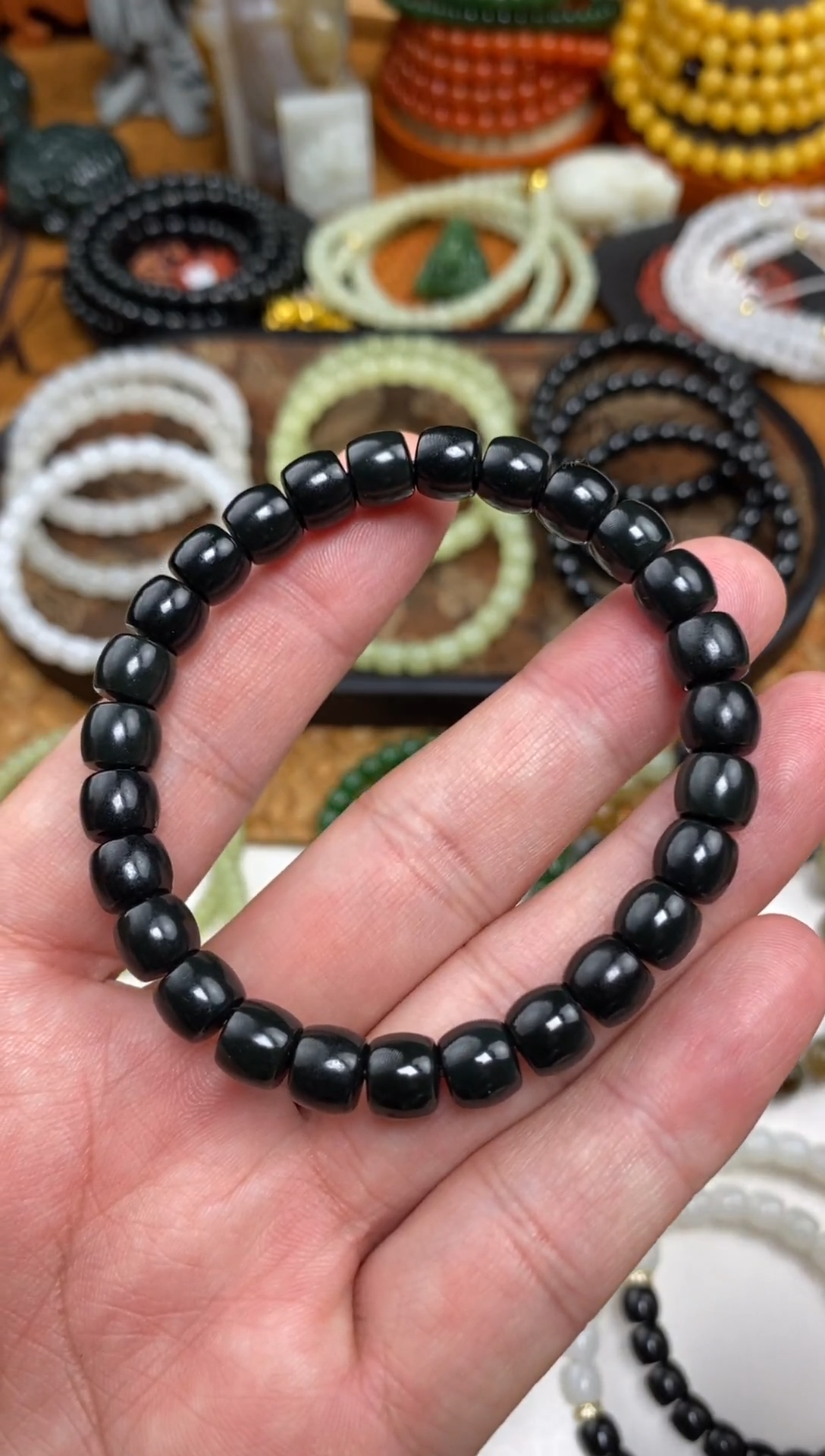 颈饰未镶嵌和田玉手串